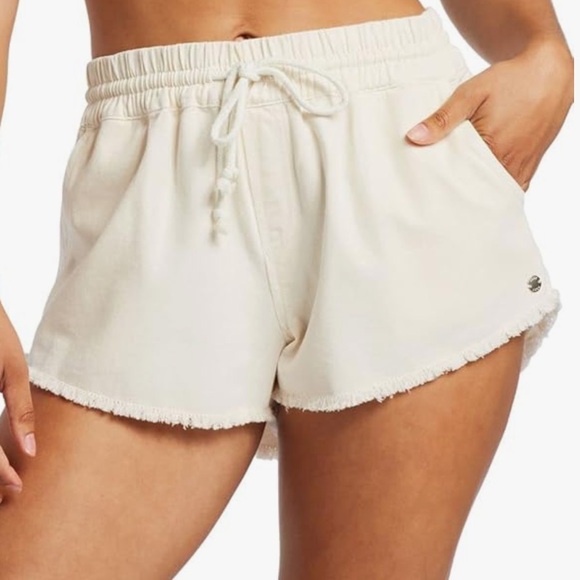 Roxy Pants - Roxy Scenic Route Elastic Waist Shorts sz medium Tapioca color